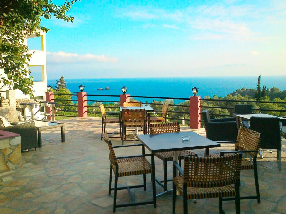 Luxury Loft Apartment With Pool - Pelekas Beach, Corfu Eksteriør billede