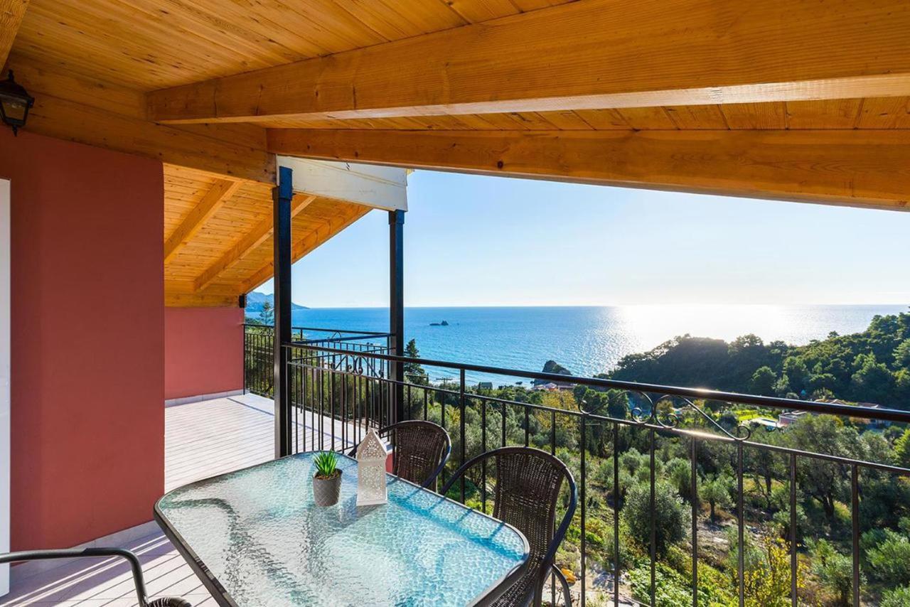 Luxury Loft Apartment With Pool - Pelekas Beach, Corfu Eksteriør billede