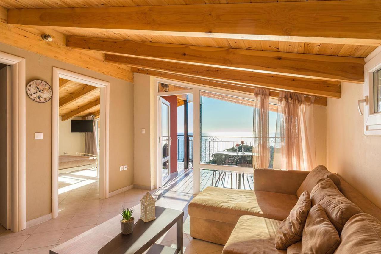 Luxury Loft Apartment With Pool - Pelekas Beach, Corfu Eksteriør billede
