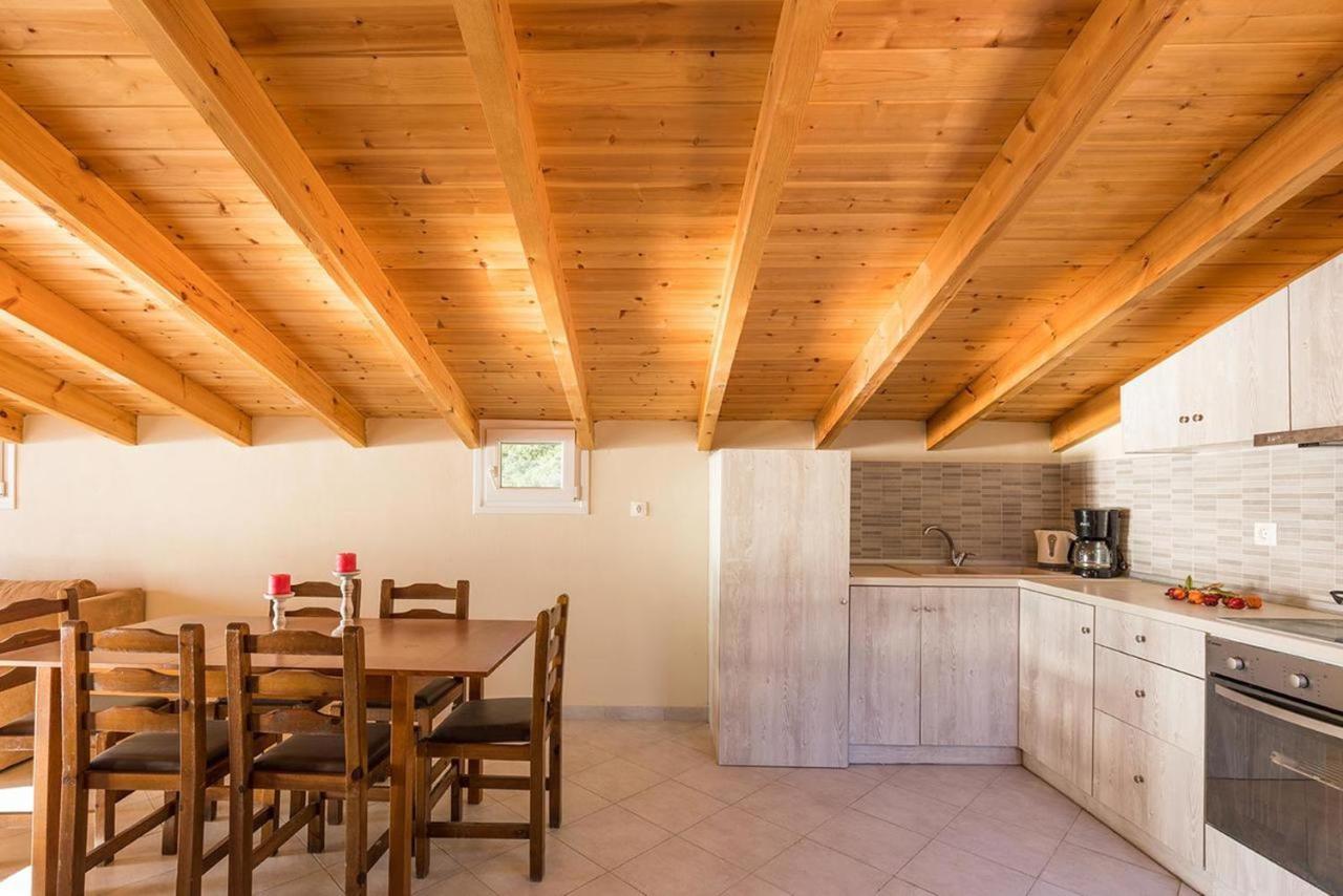 Luxury Loft Apartment With Pool - Pelekas Beach, Corfu Eksteriør billede